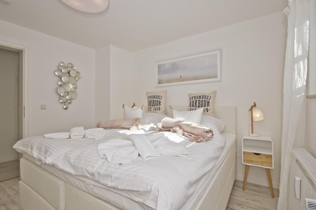 Moderne Ferienwohnung Mit Balkon, Meerblick - Ferienresidenz Zwei Boddenfewo 1-2 Lietzow Eksteriør bilde